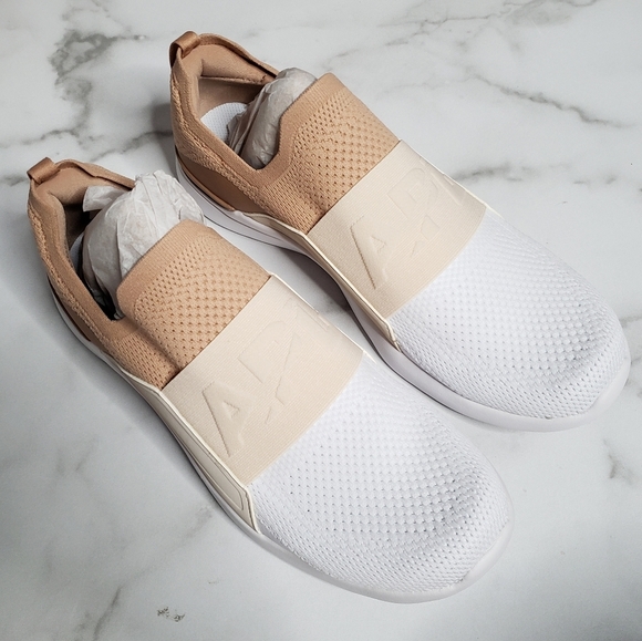 APL TechLoom Bliss Sneakers Size 10.5 Slip On NEW - Picture 2 of 7